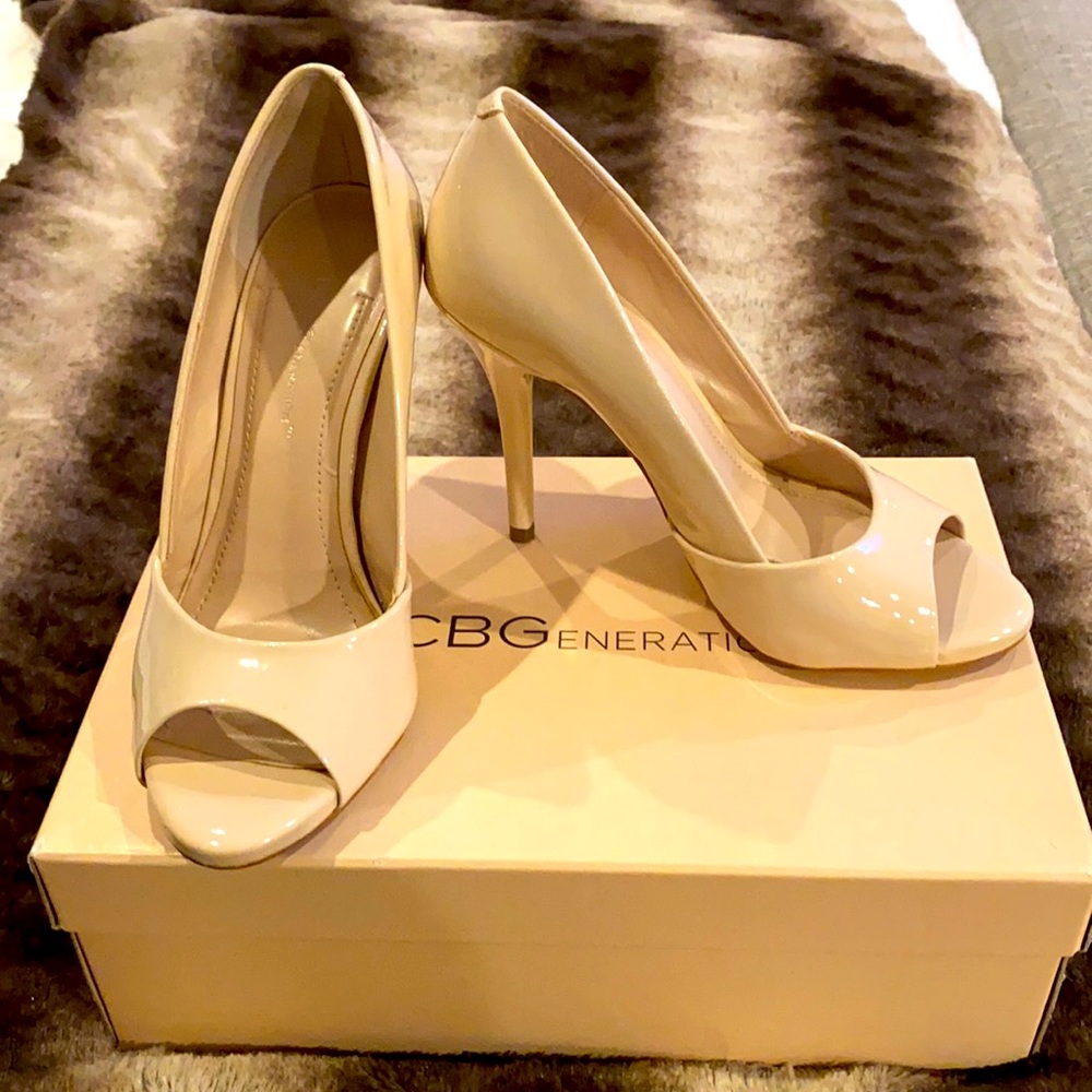 Shoes - Picture 2 of 2